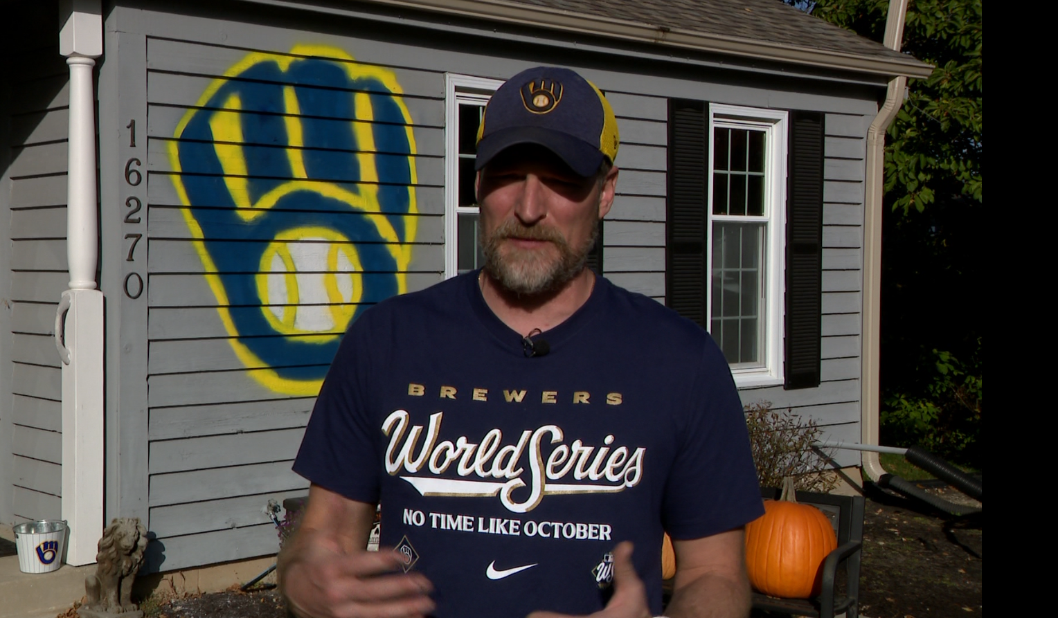 Brewers fan paints house to celebrate team’s World Series run — WISN 12 Milwaukee, College Station Sports news