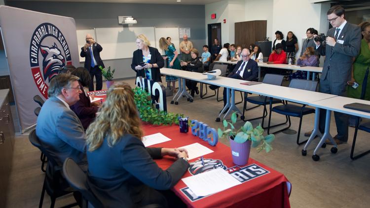 Killeen high school hosts signing ceremony for jailer program students — KCEN (Central Texas), College Station Schools news