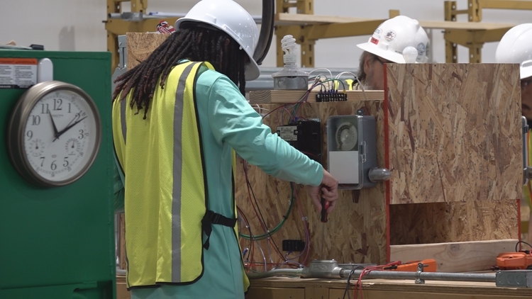 TSTC partners with Department of Licensing and Registration to speed up the path to electrician licenses — College Station Technology news