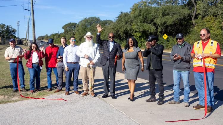 City of Killeen cuts ribbon on first phase of Stagecoach Road improvements — KCEN (Central Texas), College Station Community news