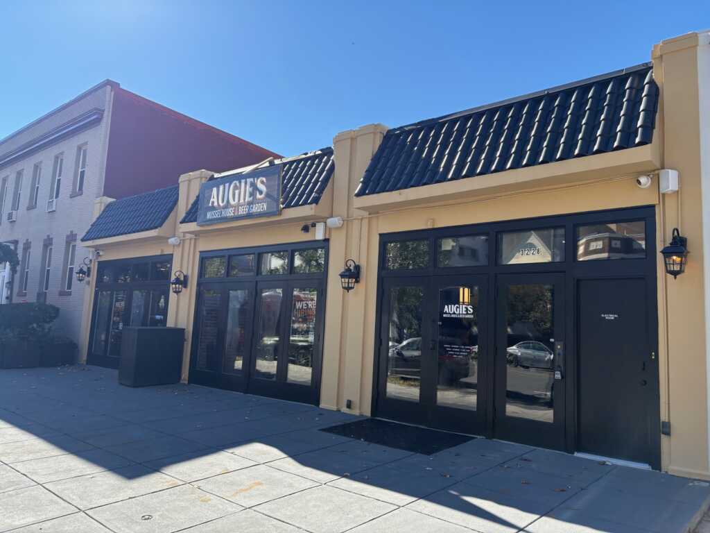 SCOOP: Augie’s Mussel House and Beer Garden is Opening Monday Night!! — PoPville DC, College Station Dining news